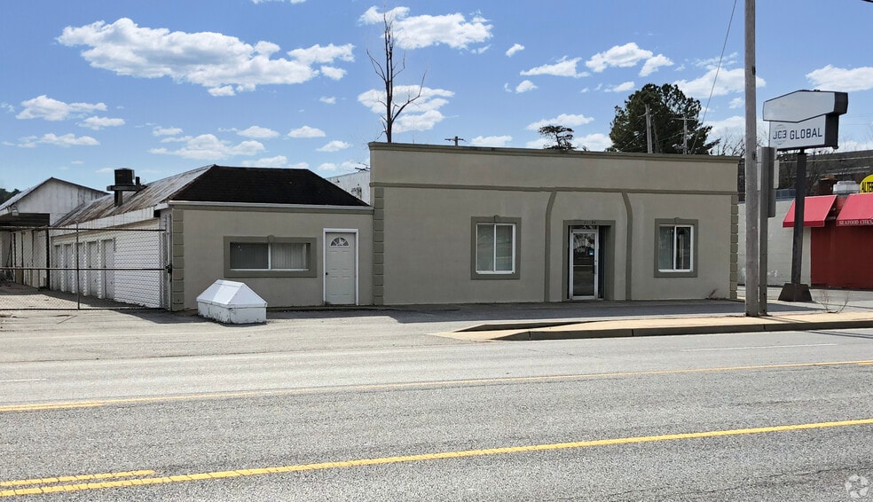 More Photos Of 21694 Great Mills Rd, Lexington Park Loft Creative Space For Lease