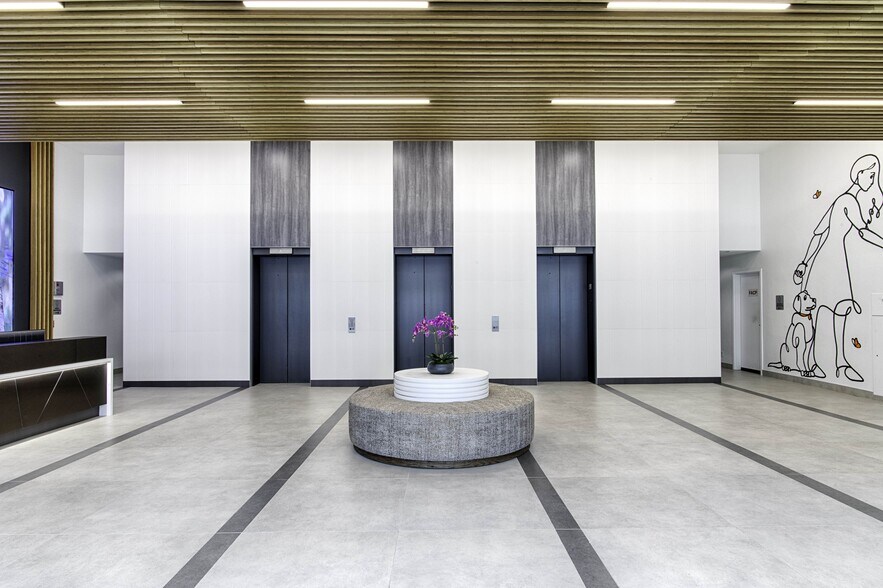 More Photos Of 100 N Central Expy, Richardson Office For Lease