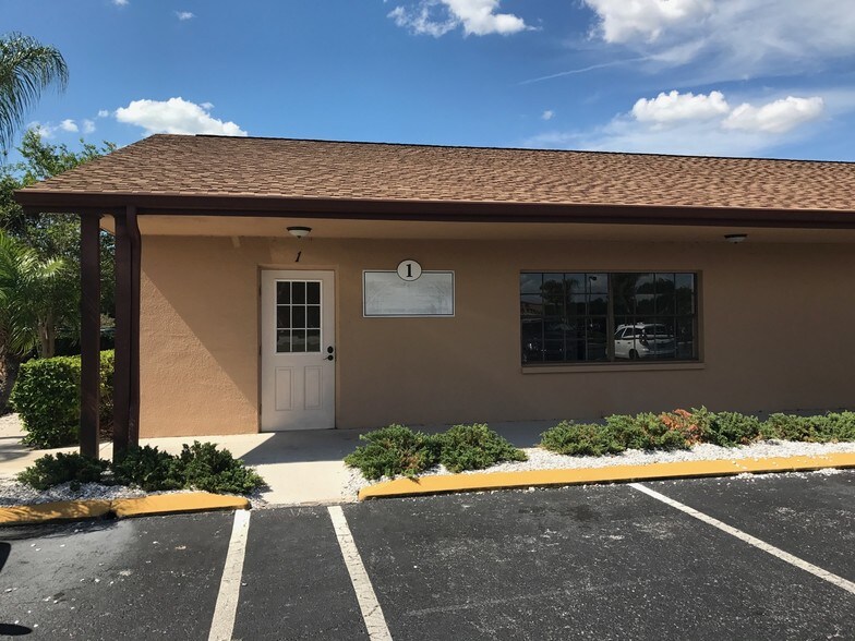 More Photos Of 13910 Fivay Rd, Hudson Medical For Lease
