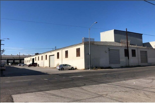 More Photos Of 238 S Mission Rd, Los Angeles Manufacturing For Sale