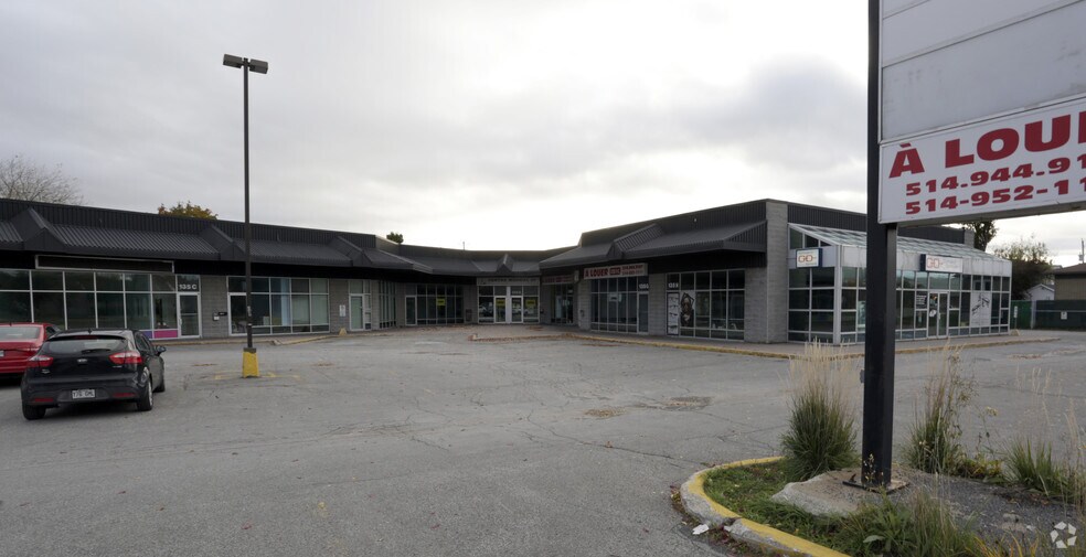 More Photos Of 135 Av 25e, St-Eustache Storefront For Lease