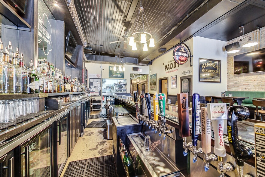 More Photos Of 2723 N Halsted St, Chicago Bar For Sale