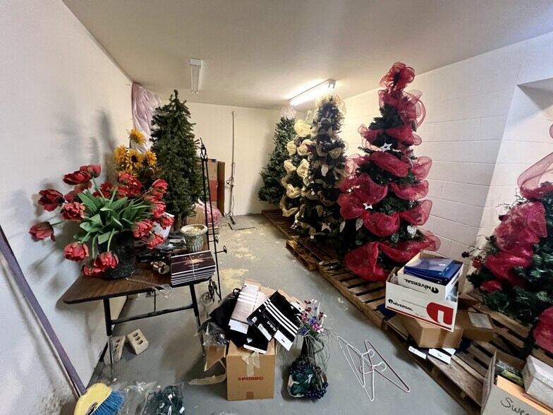 More Photos Of 620 4th St, Graham Office For Sale