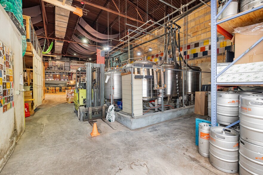 More Photos Of 322-324 Elm St, Ludlow Bar For Sale