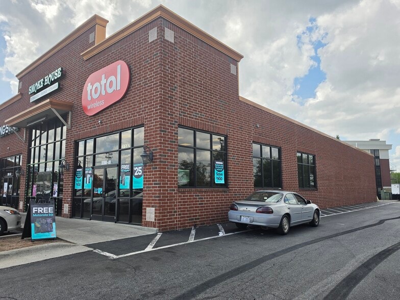 Primary Photo Of 3208 W Gate City Blvd, Greensboro Freestanding For Lease