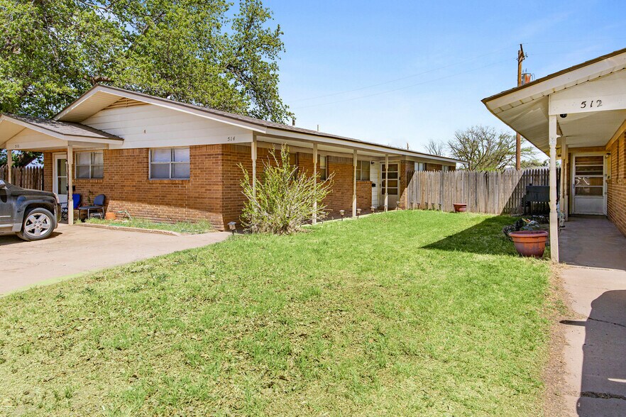 Primary Photo Of 501-524 Plaza Dr, Slaton Apartments For Sale