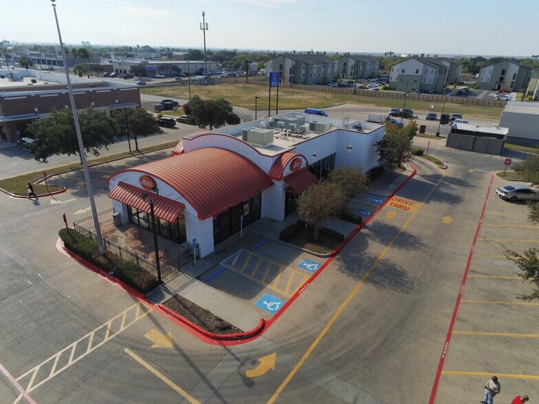 More Photos Of 5118 McPherson Rd, Laredo Fast Food For Lease