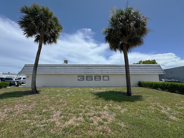 More Photos Of 3680 Investment Ln, Riviera Beach Warehouse For Sale