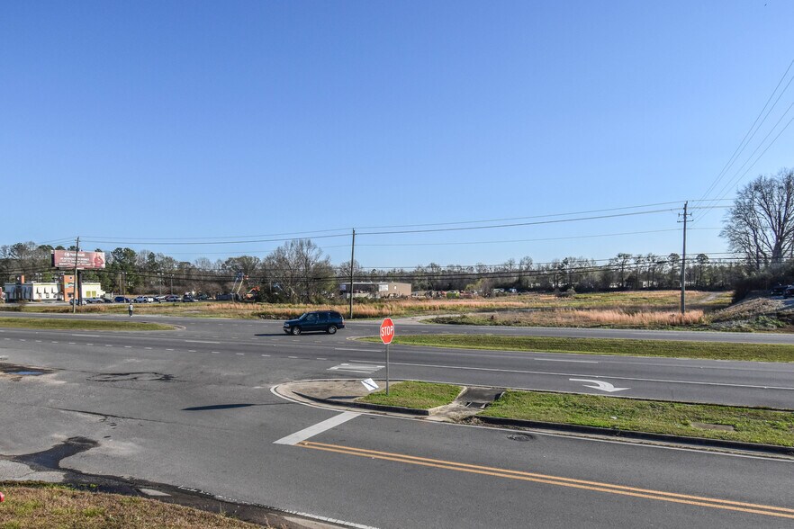 More Photos Of 5105 McFarland Blvd, Northport Land For Sale