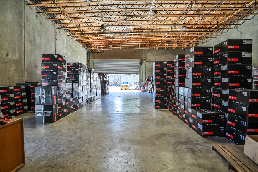 More Photos Of 11930 Goldring Rd, Arcadia Light Distribution For Sale
