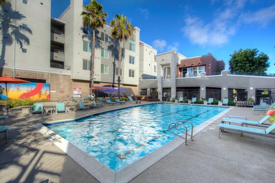 More Photos Of 1325 40th St, Emeryville Apartments For Lease