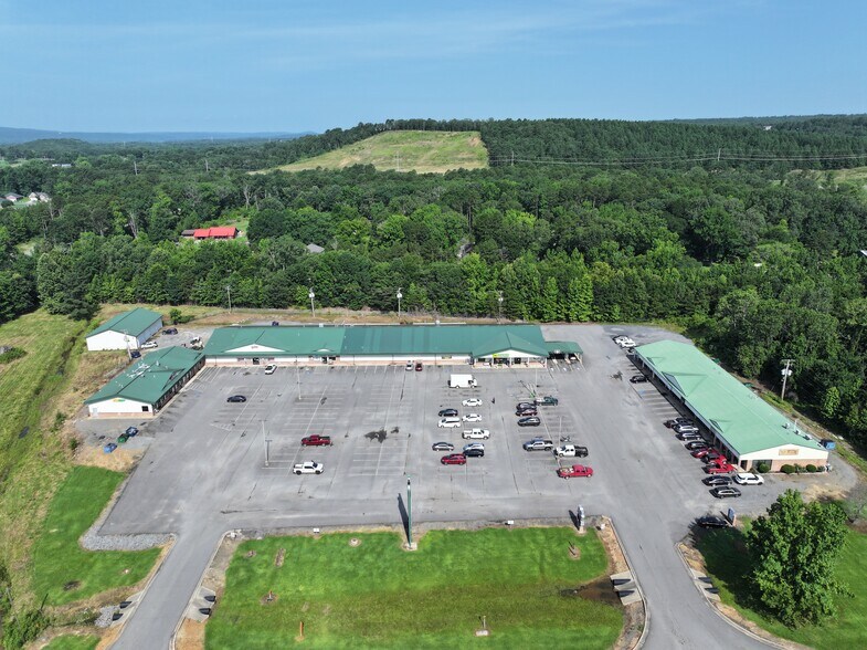 More Photos Of 582 Hwy 365 S, Mayflower Unknown For Lease