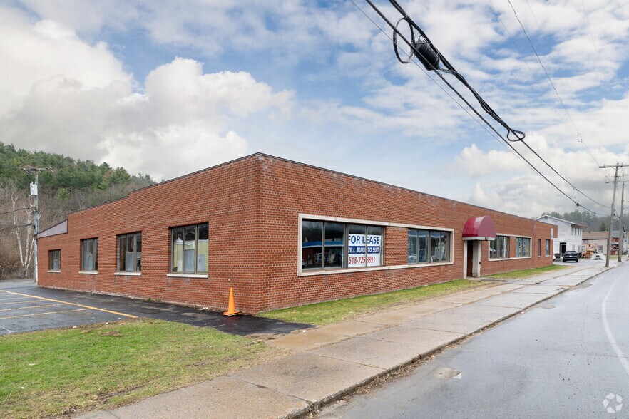 Primary Photo Of 199 S Main St, Gloversville Office For Lease