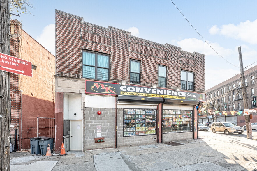 More Photos Of 9 Newport St, Brooklyn Storefront For Sale