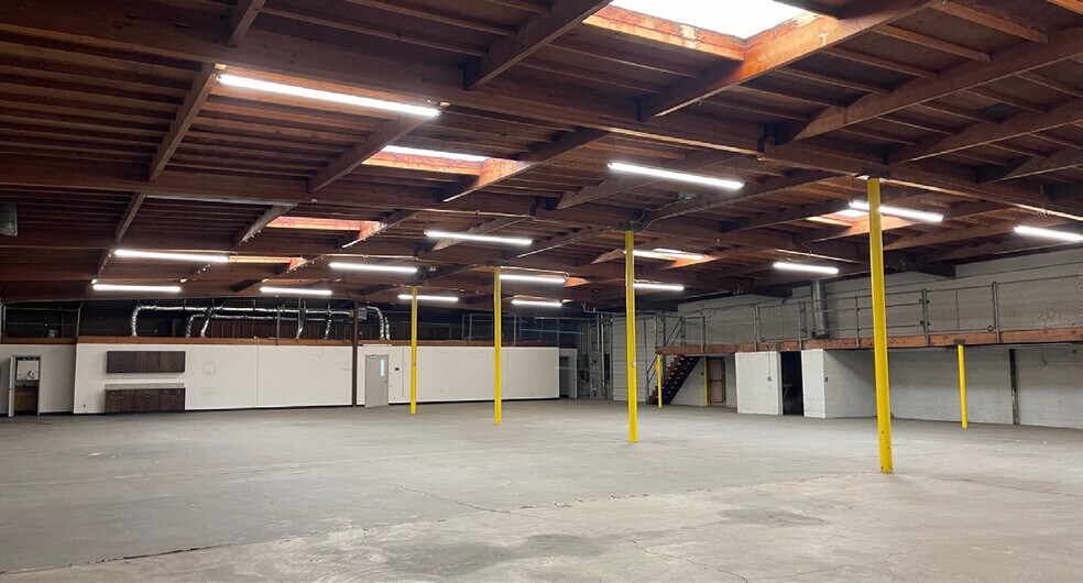 More Photos Of , Signal Hill Industrial For Sale