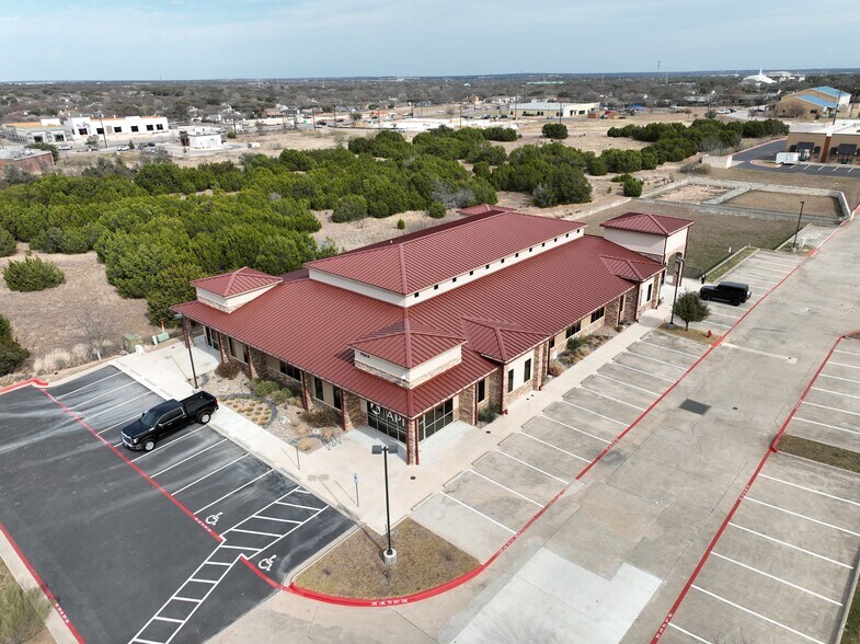 More Photos Of 1754 Bagdad Rd, Cedar Park Office For Sale