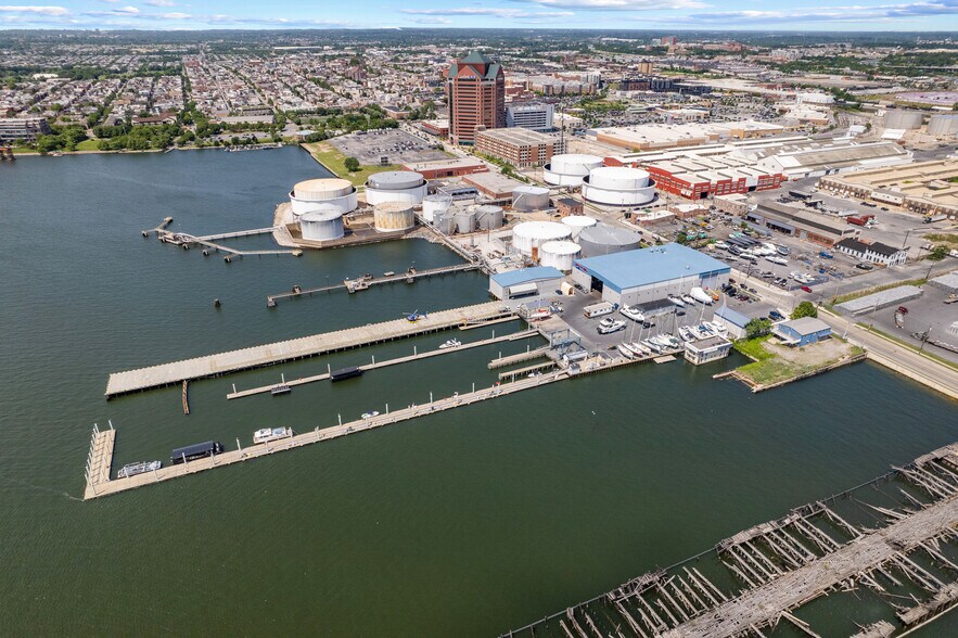 Primary Photo Of 1800 S Clinton St, Baltimore Marina For Sale