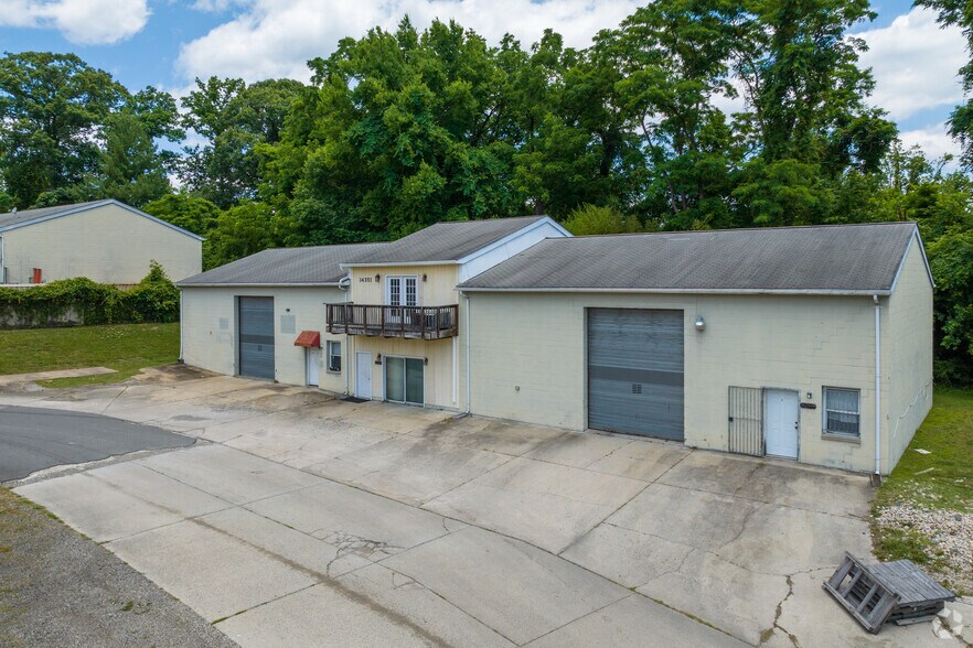 More Photos Of 14401 Pine Ln, Woodbridge Warehouse For Sale
