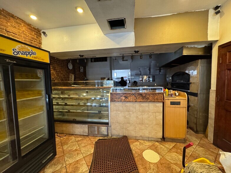 More Photos Of 294 Broadway, Brooklyn Apartments For Lease