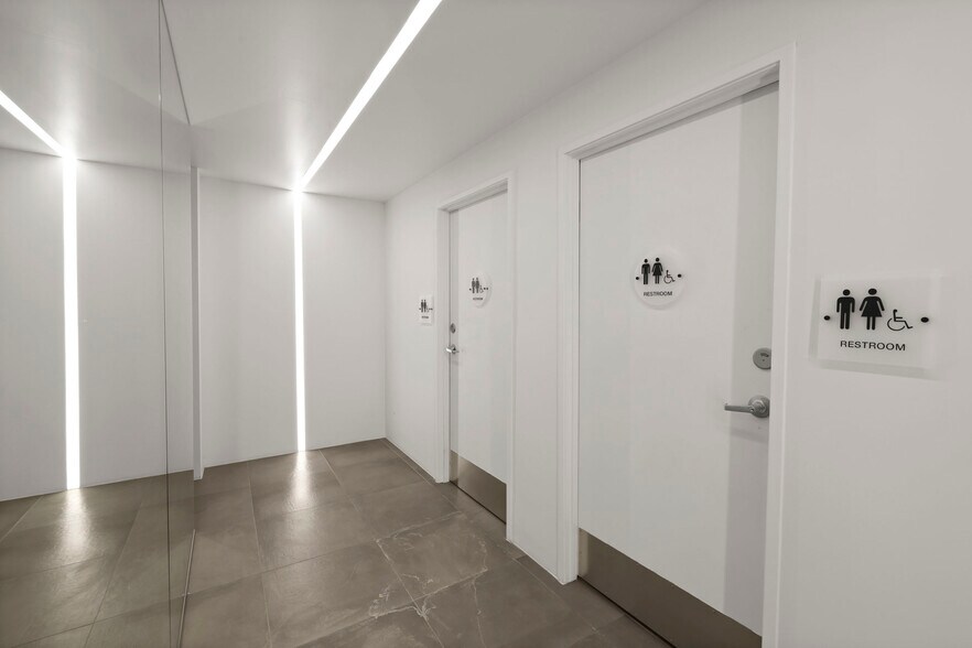 More Photos Of 2244 W Coast Hwy, Newport Beach Office For Lease