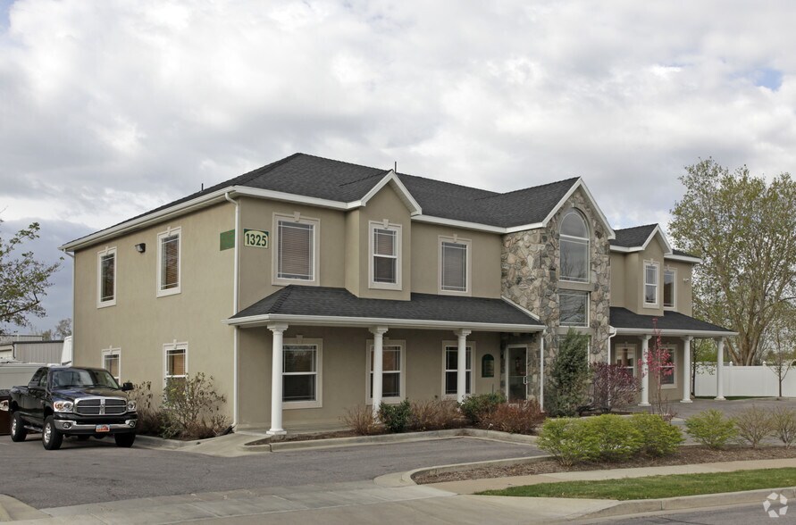 Primary Photo Of 1325 N Main St, Bountiful Office For Lease