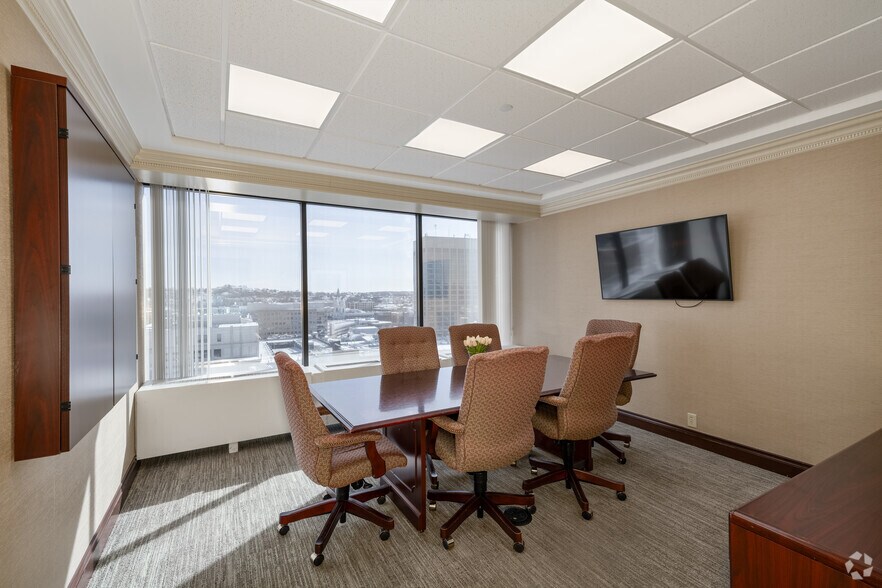 More Photos Of 370 Main St, Worcester Coworking Space