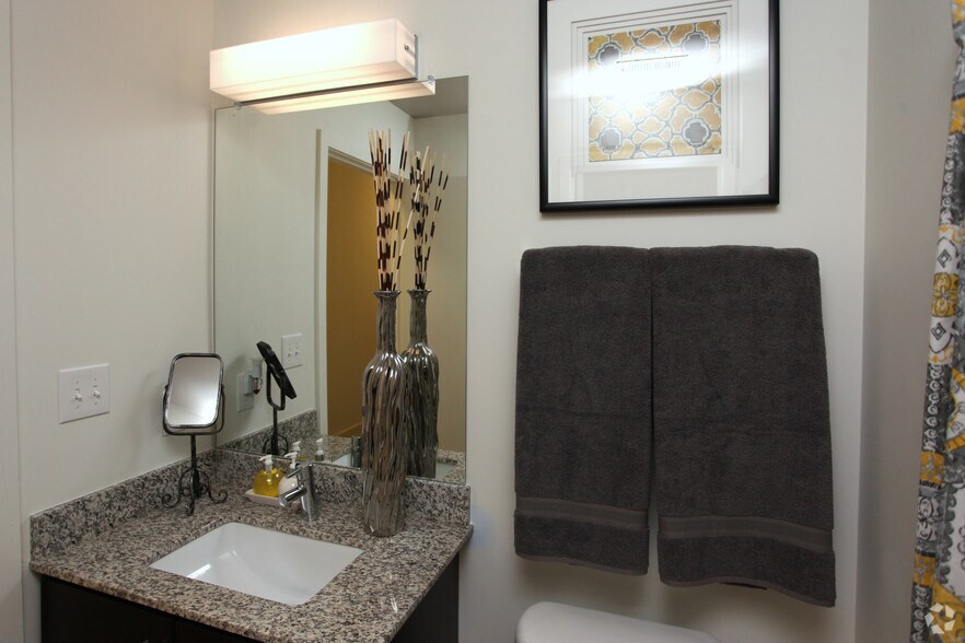 More Photos Of 575 E 4th St, Winston-Salem Apartments For Lease