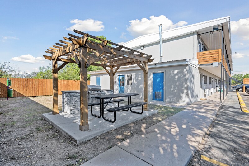 More Photos Of 17 W 31st St, San Angelo Apartments For Sale