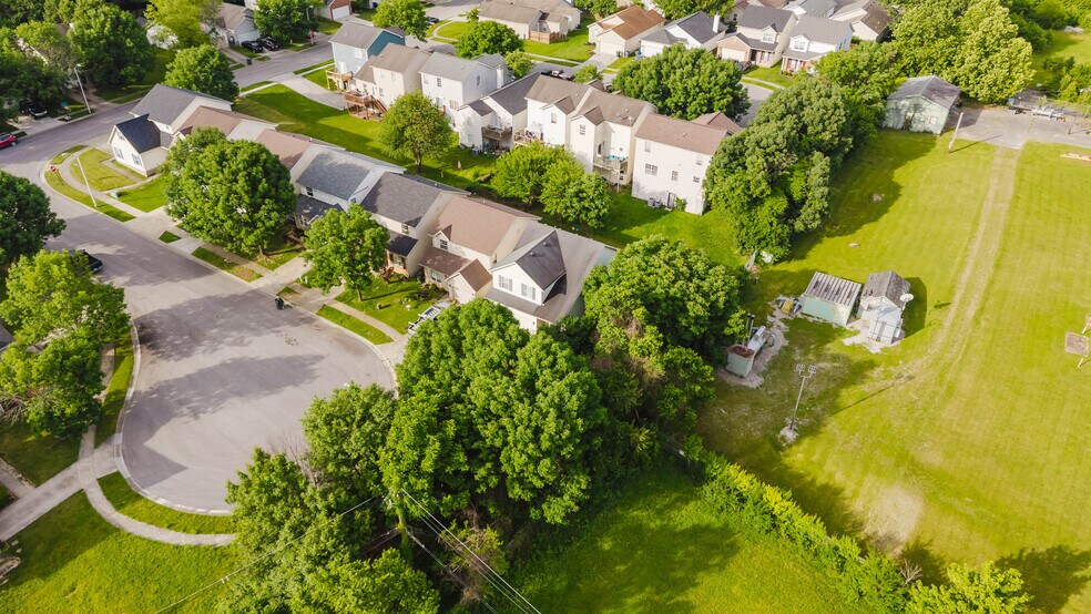 More Photos Of , Lexington Specialty For Sale