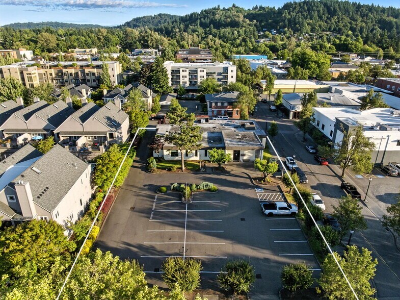 More Photos Of 400 NE Roberts Ave, Gresham Medical For Sale