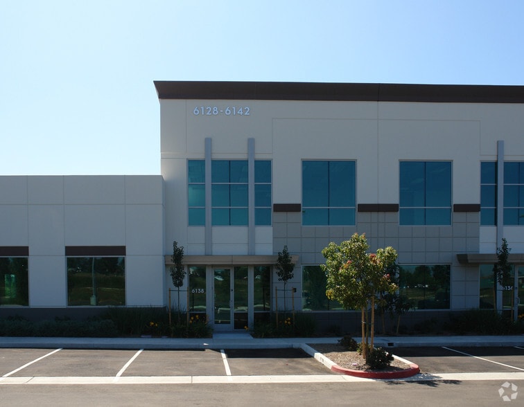 More Photos Of 6138 Innovation Way, Carlsbad Research And Development For Lease