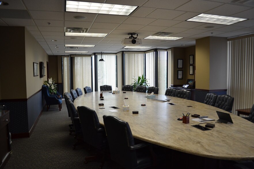 More Photos Of 115 S Missouri Ave, Lakeland Office For Sale