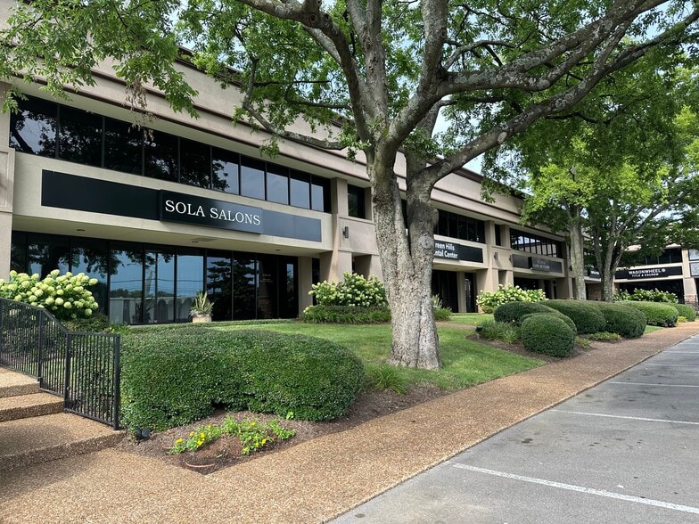 More Photos Of 2000 Richard Jones Rd, Nashville Office For Lease