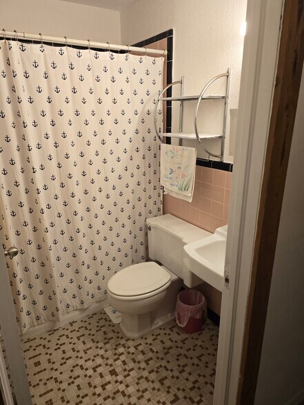 More Photos Of 110 Freesia Street, Everglades City Apartments For Sale