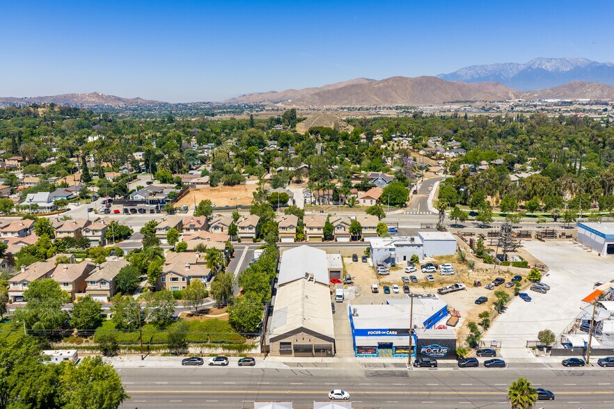 More Photos Of 2879 Main St, Riverside Warehouse For Sale