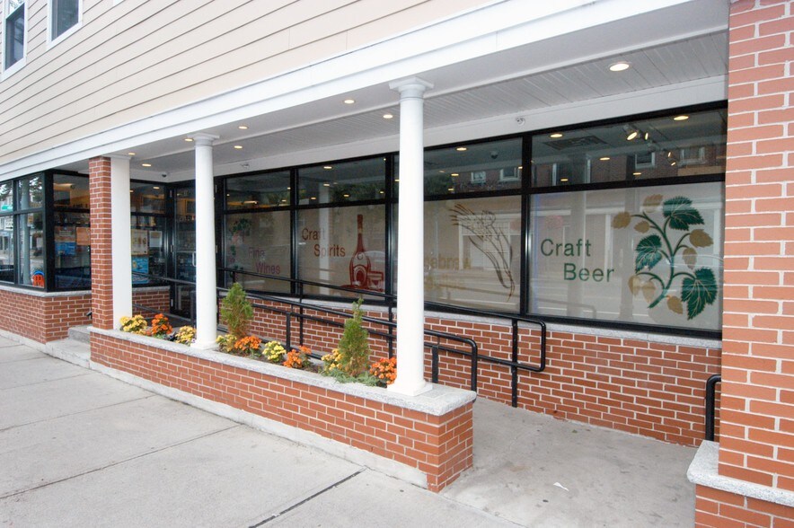 More Photos Of 618-620 Cambridge St, Cambridge Storefront Retail Residential For Lease