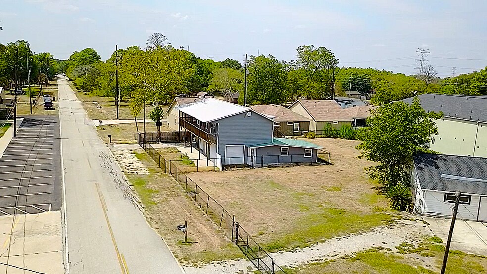 More Photos Of 501 Pine St, Crosby Land For Sale