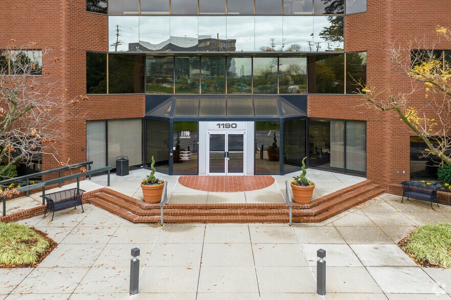 More Photos Of 1190 Winterson Rd, Linthicum Office For Lease