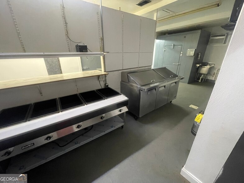 More Photos Of 406 N Piedmont Ave, Rockmart Restaurant For Sale