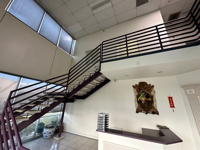 More Photos Of 14632 E Nelson Ave, City Of Industry Warehouse For Lease