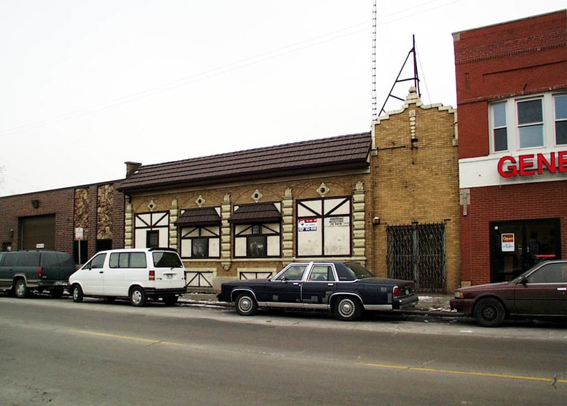 More Photos Of 3949 W Armitage Ave, Chicago Warehouse For Sale