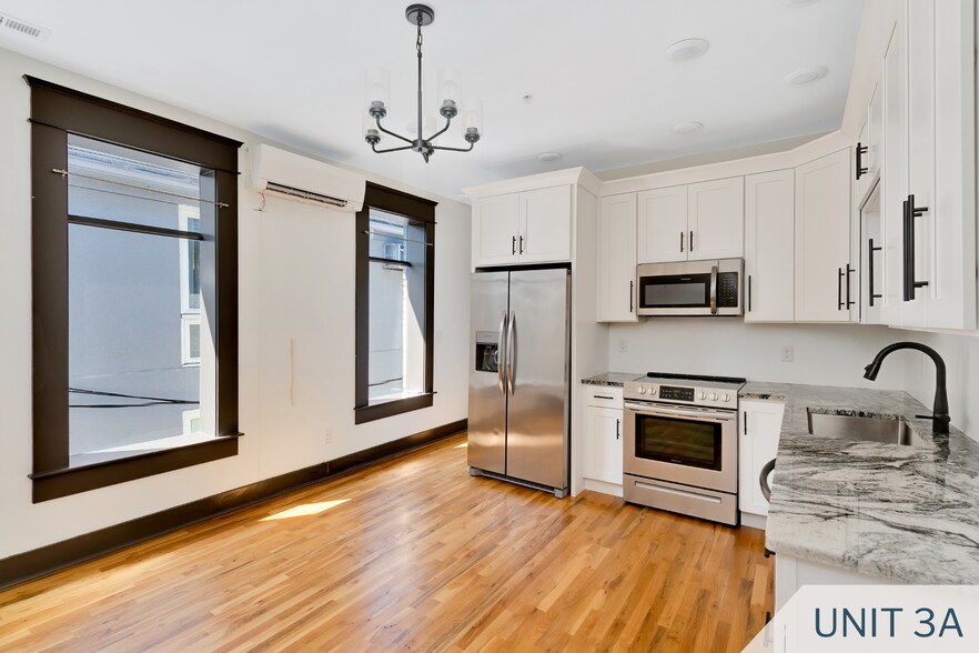 More Photos Of 406 High St, Chattanooga Office Residential For Sale