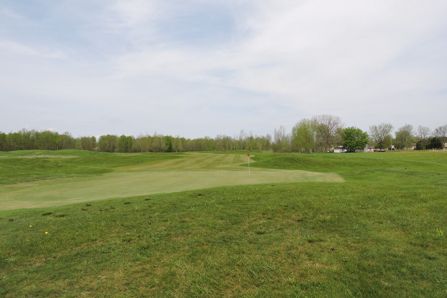More Photos Of 6722 State Route 31, Cicero Golf Course Driving Range For Sale