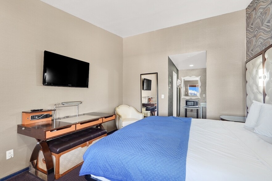 More Photos Of 2855 Fremont St, Las Vegas Hotel For Sale