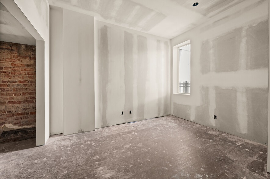 More Photos Of 655 S 200 E, Salt Lake City Office Residential For Sale