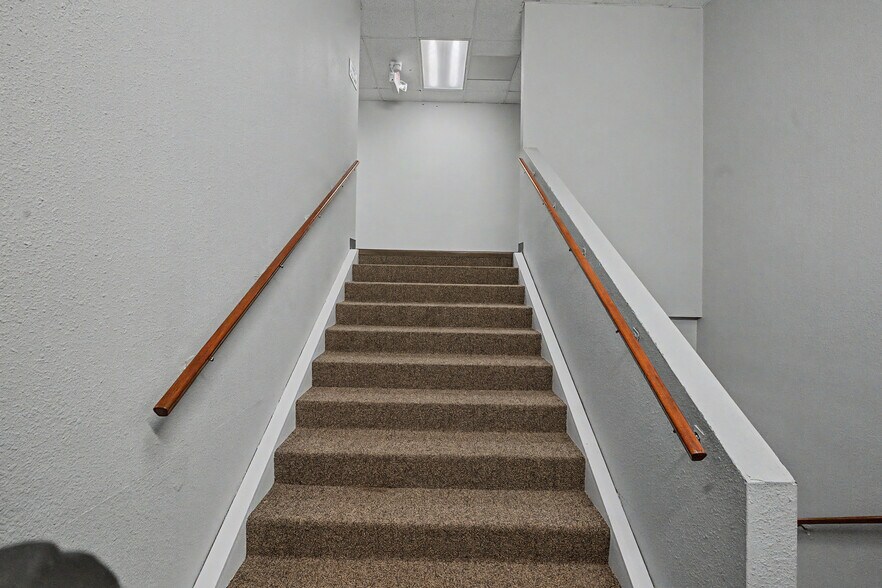 More Photos Of 2111 Skyline Dr, Mesquite Religious Facility For Sale