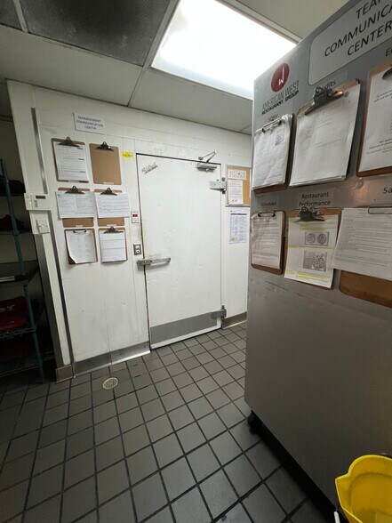 More Photos Of 2413 Fairview Ave, Santa Ana Unknown For Lease