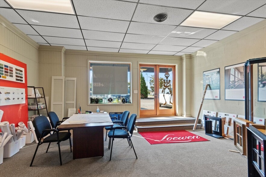 More Photos Of 2107 Whitesburg Dr SE, Huntsville Storefront For Lease