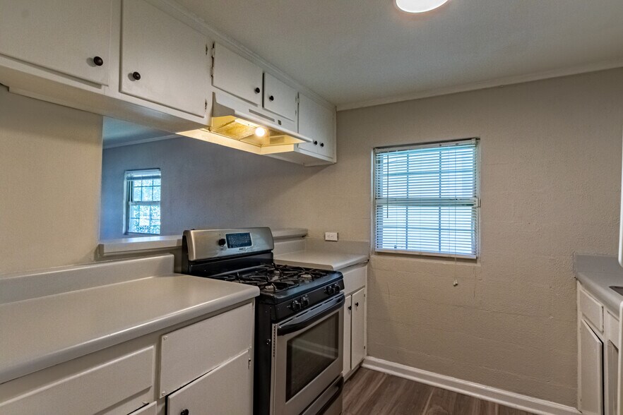 More Photos Of 20 Walker St, Augusta Apartments For Sale