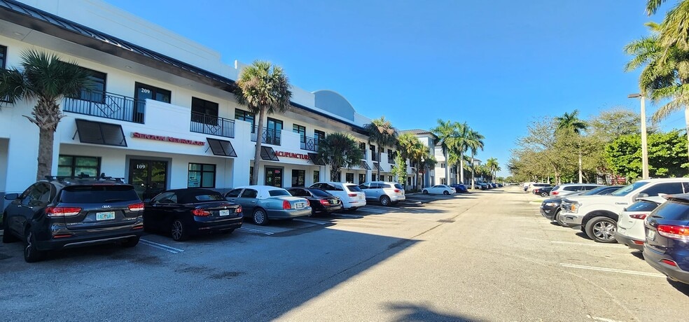 Primary Photo Of 9200 Belvedere Rd, Royal Palm Beach Office Residential For Lease